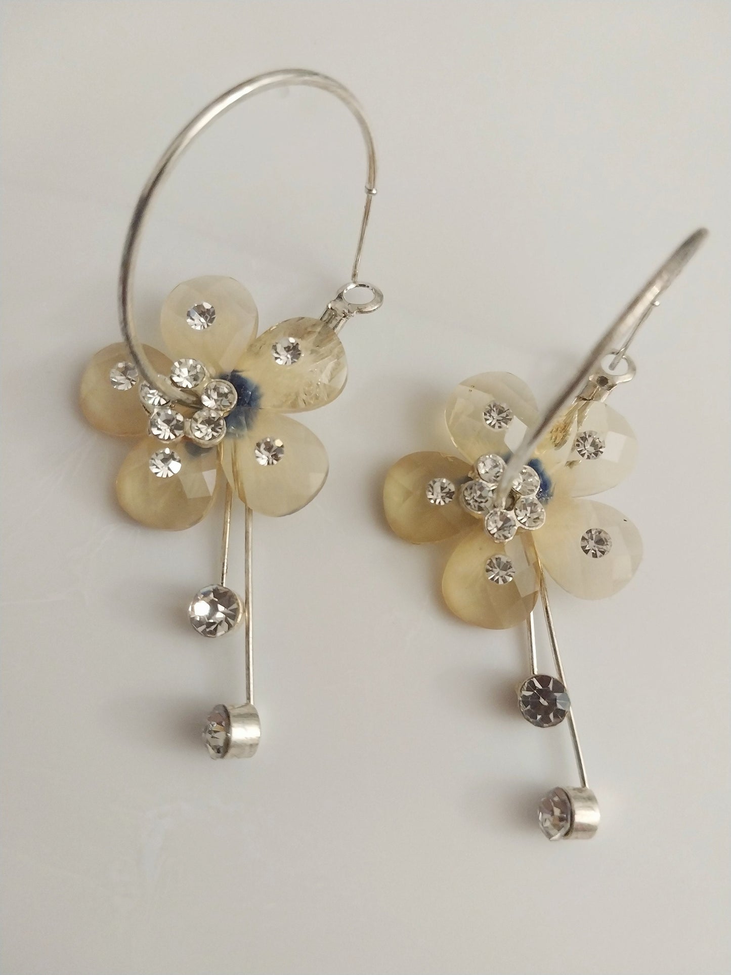 Light Yellow Flower Drop Earrings Crystal Flower Earring Elegant Sweet Flower Earrings Hoop Drop Earrings Fashion Earrings