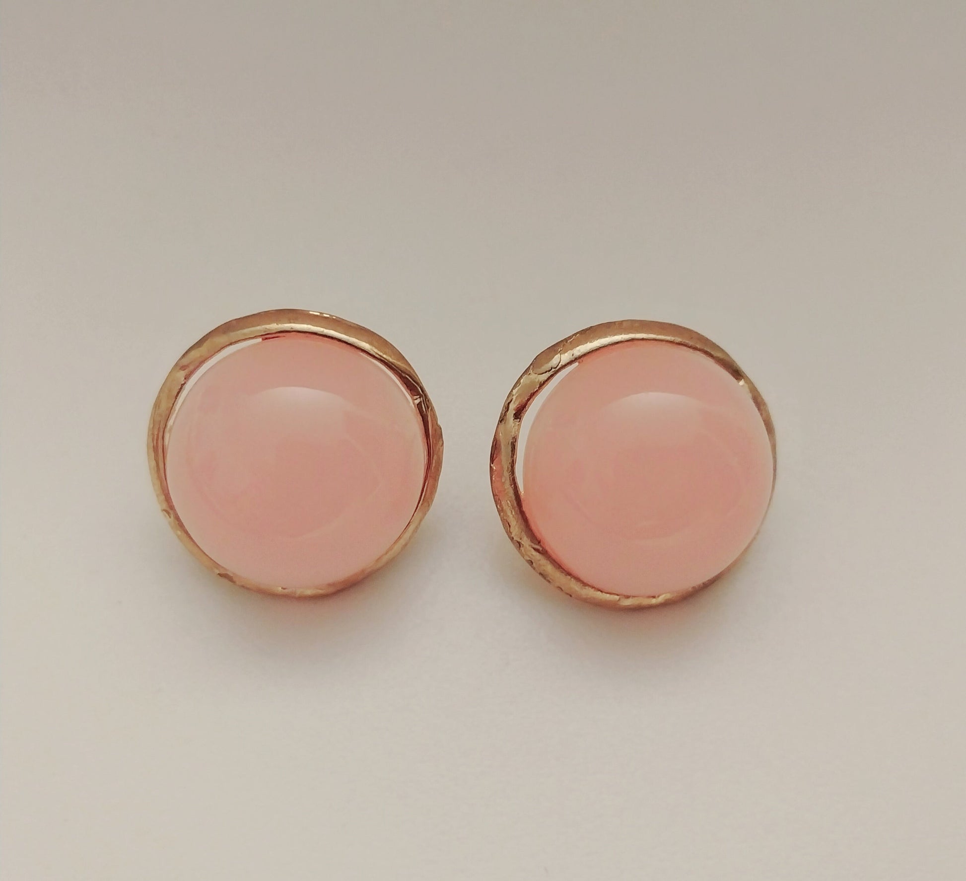 Pink Stud Earrings White Stud Earring Boho Round Pink Earrings Artisanal Earring Unique Earring 20mm Large Earring Pink Opal Color Earrings