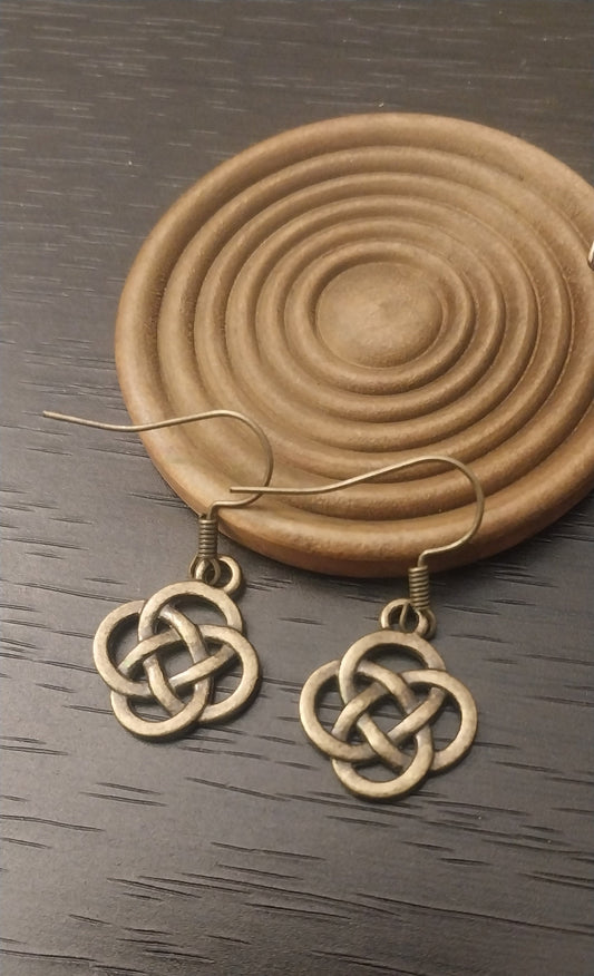 Celtic Infinity Knotwork Sheppard Earrings High Quality New Design Earring Retro Flower Earring