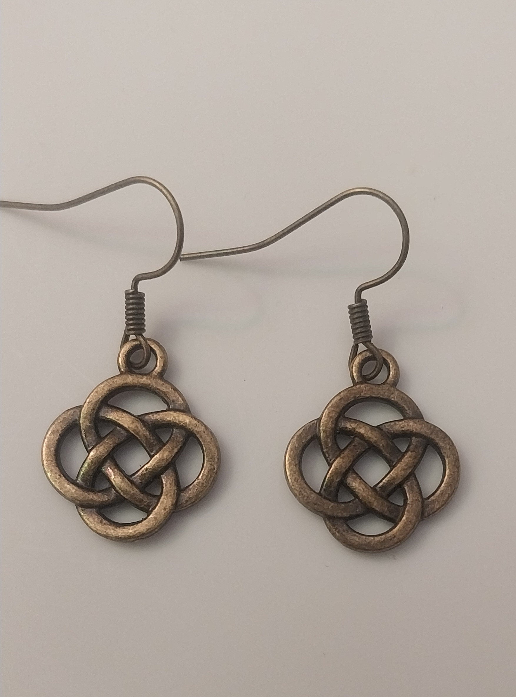 Celtic Infinity Knotwork Sheppard Earrings High Quality New Design Earring Retro Flower Earring