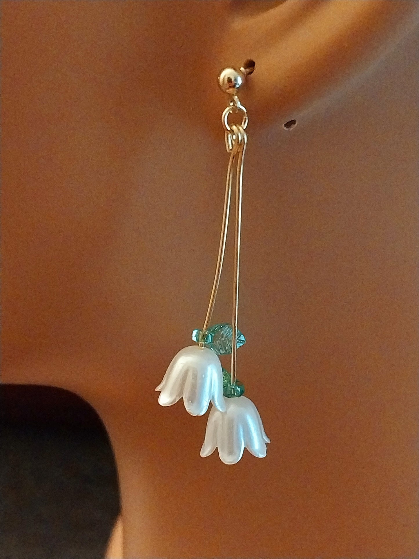 Lily Flower Earrings New Design Dangle Earrings Cute White Flower Jewelry New Modern Urban Style Earring Free Shipping