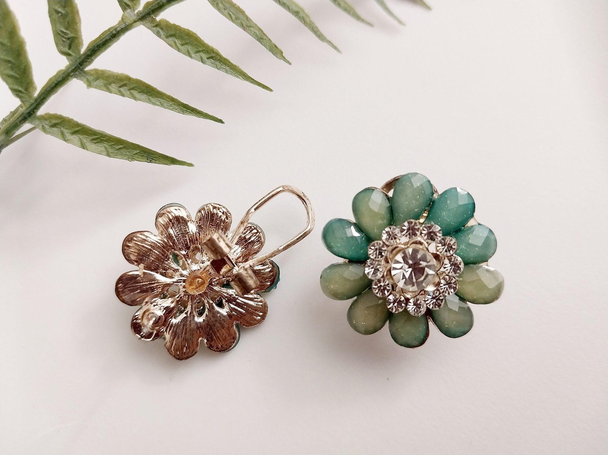 Flower Earrings Daisy Earrings Green Stud Earrings CZ Sparkling Stainless Steel Earrings New Style Jewelry High Quality Free Shipping