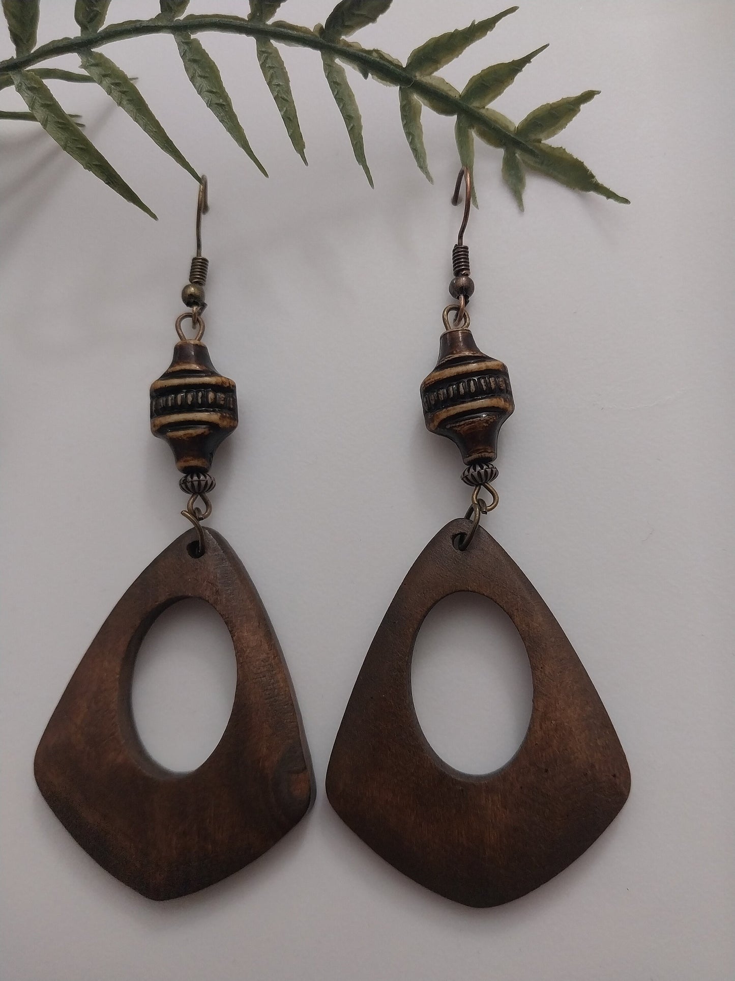 Retro Earrings Wooden Classical Earrings Wood Carving Earring Handmade Unique Design Earrings Old Fashion Jewelry Free Shipping