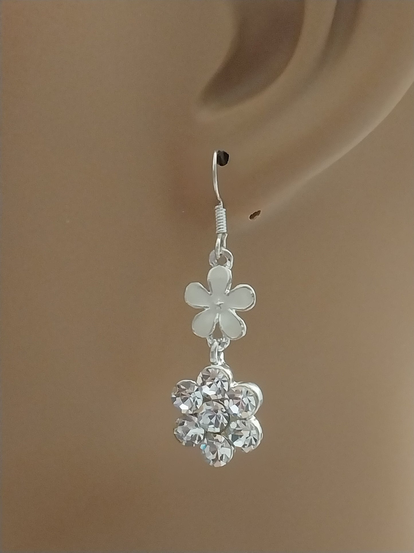 Flower Drop Earrings Sterling Silver CZ Earrings New Fashion Unique Design Earrings Cute Beautiful Sparkling Earrings Free Shipping