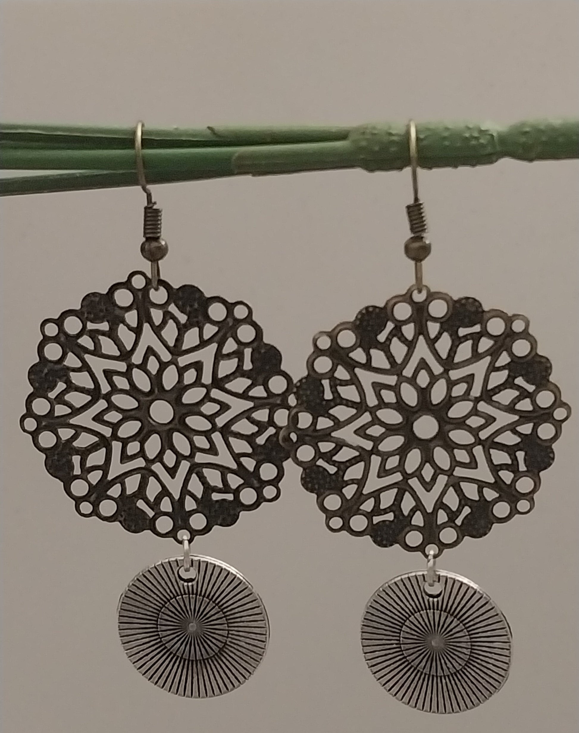 Retro Earrings Lucky Earrings Double Side Fashion Earrings Ornate Earrings Black Flower Earrings Live laugh Love Earring Happy Life Earrings