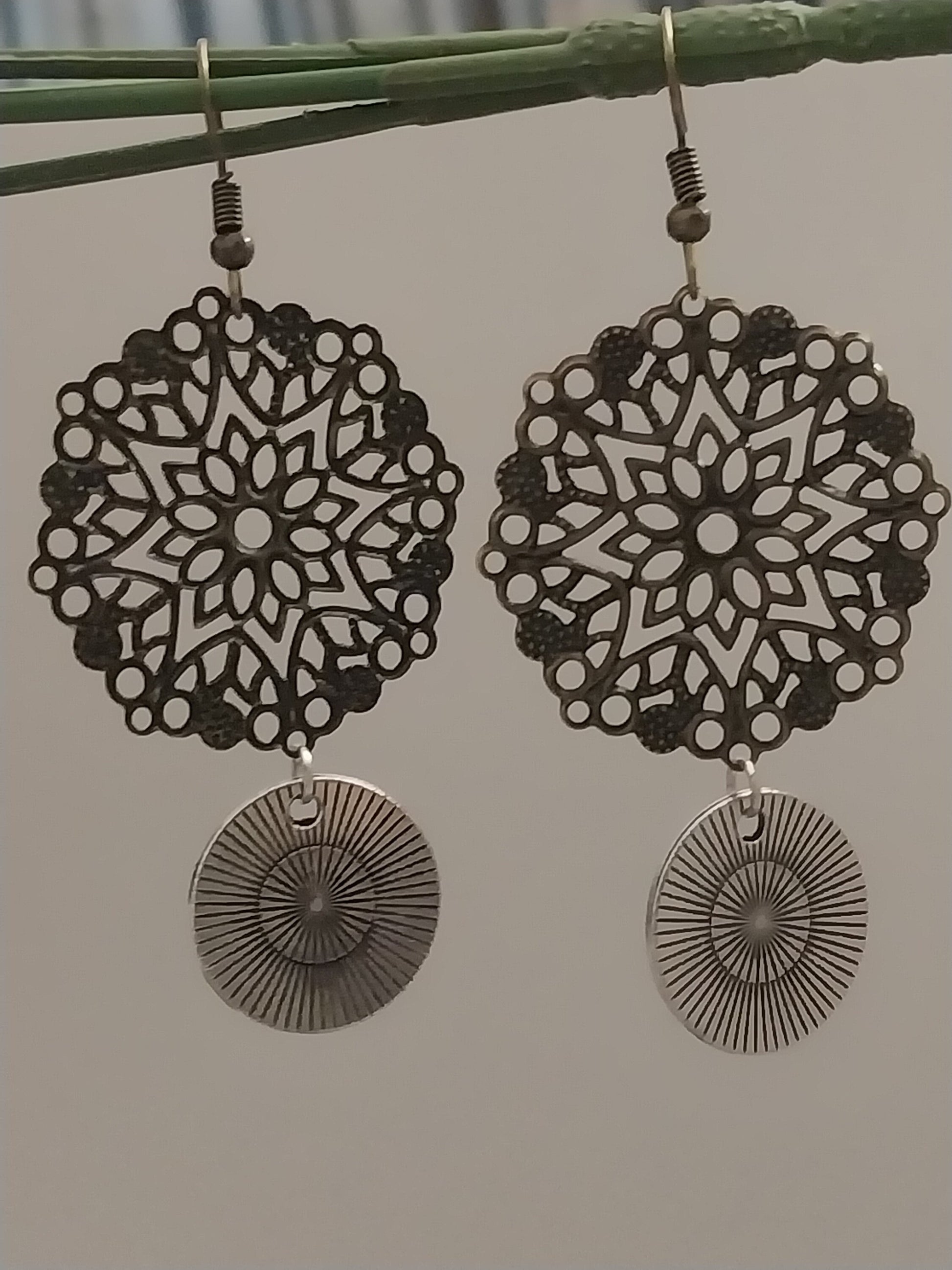 Retro Earrings Lucky Earrings Double Side Fashion Earrings Ornate Earrings Black Flower Earrings Live laugh Love Earring Happy Life Earrings