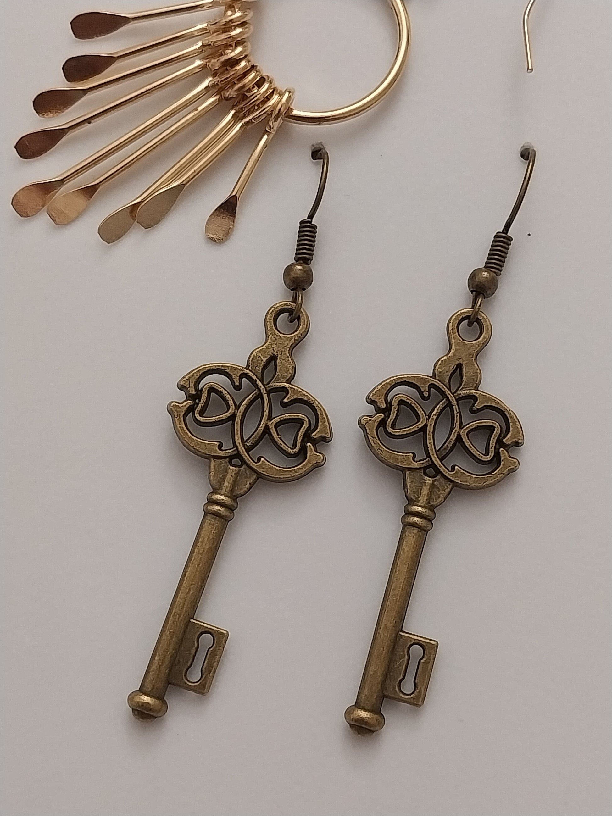 Key Earrings Heart Flower Pretty Key Old Fashion Bronze Earring Romantic Retro Earring New Fashion Design Earring