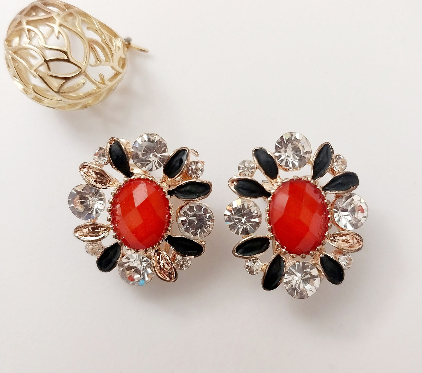 Moon Art Earring Flower Crystal Clip Earrings Stainless Steel Red Black Stud Earring New Fashion Unique Design Earring