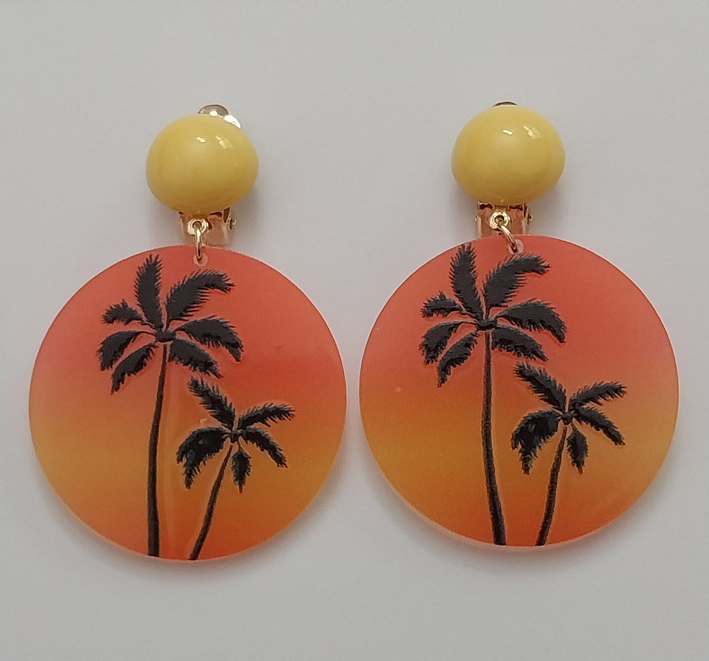 Palm Tree Sundown Earring Romantic Sunset Tree Earring Orange Circle Clip Earring Seashore Hawaii Earring Sunset Dream Fashion Earring