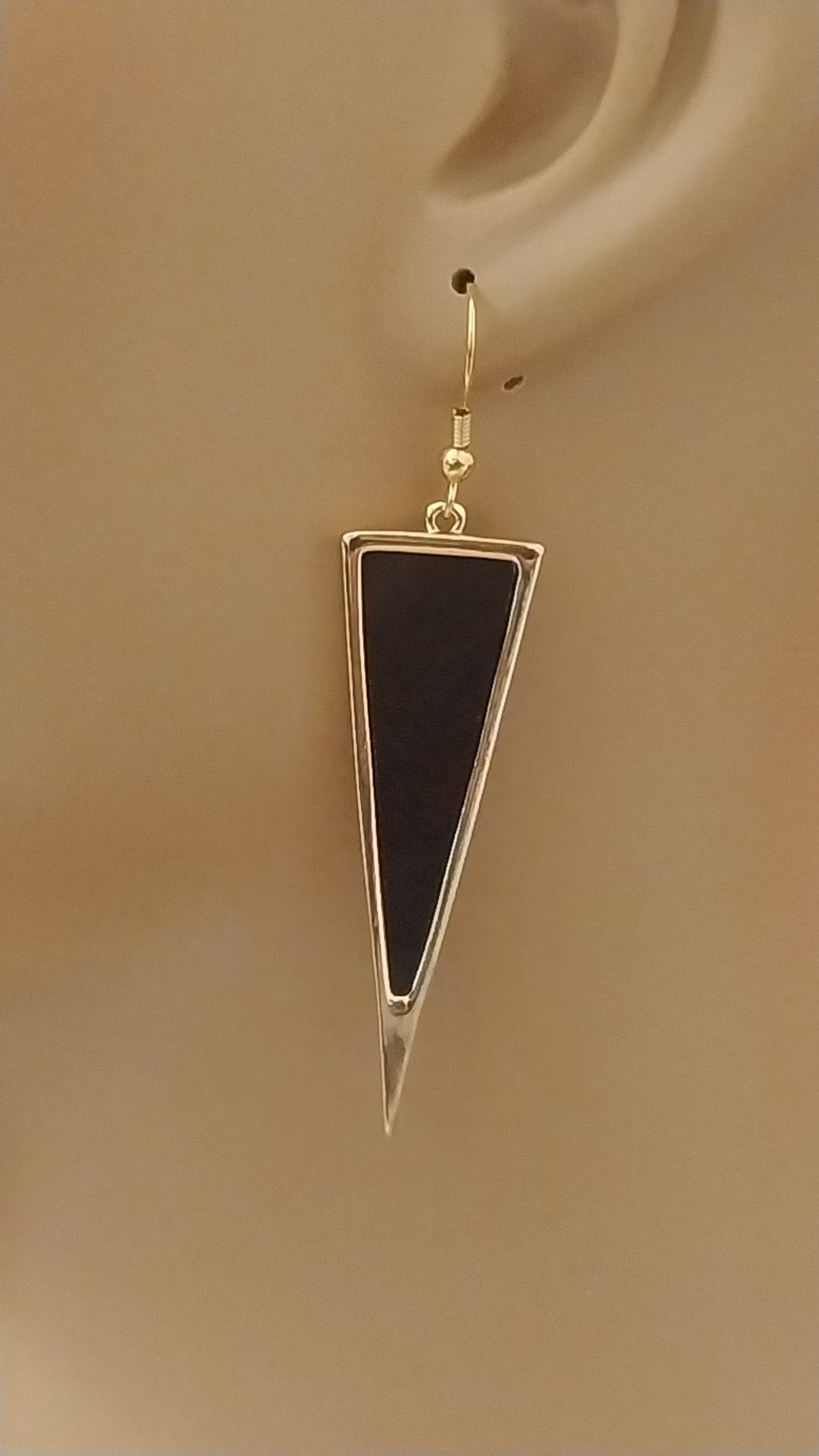 Gold Plated Triangle Earrings Golden Black Dangle Urban Modern Style New Design Earring