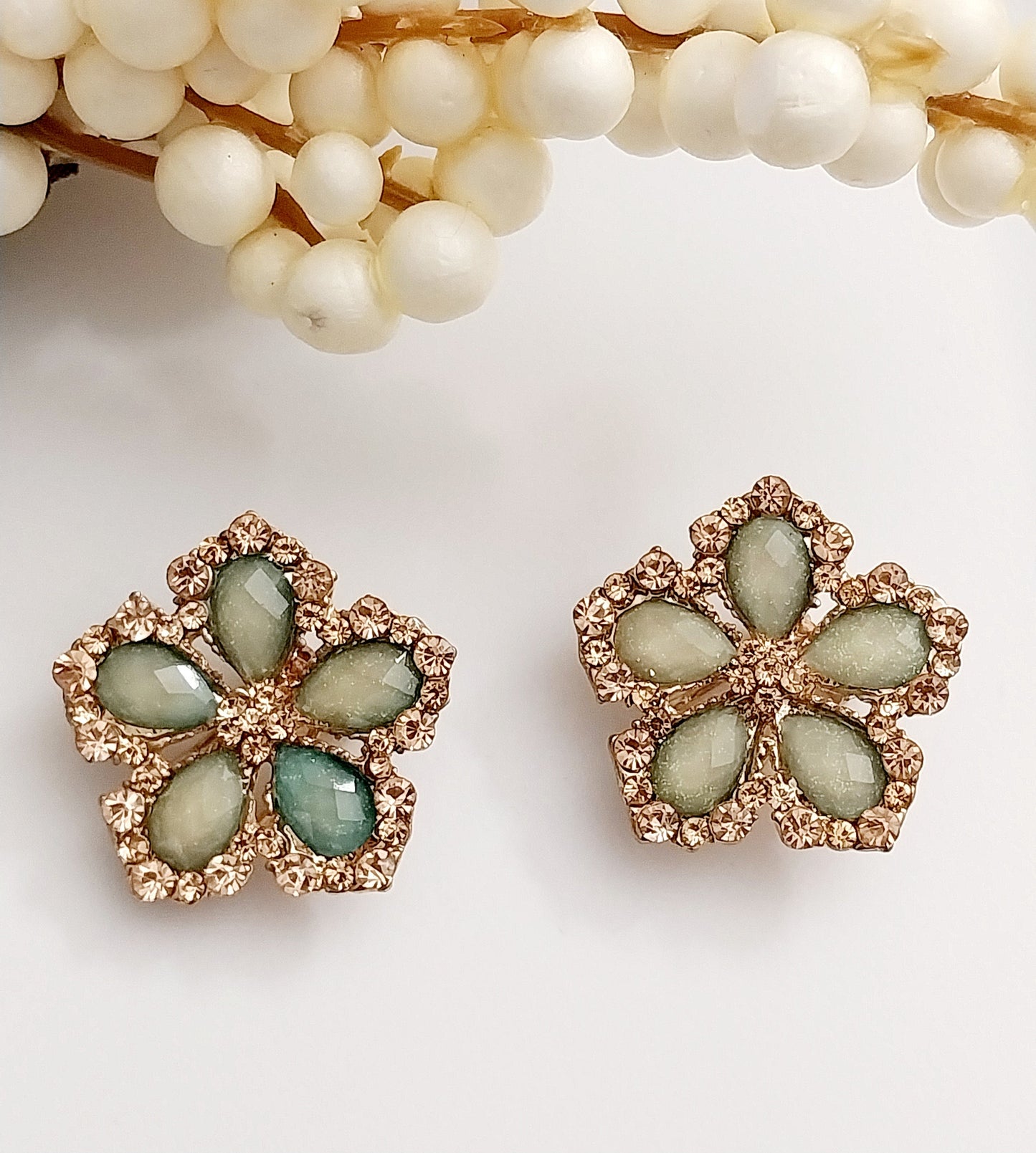 Green Flower Earrings Green Collection Earring Sparkling Stud Earrings High Quality Unique Design Free Shipping