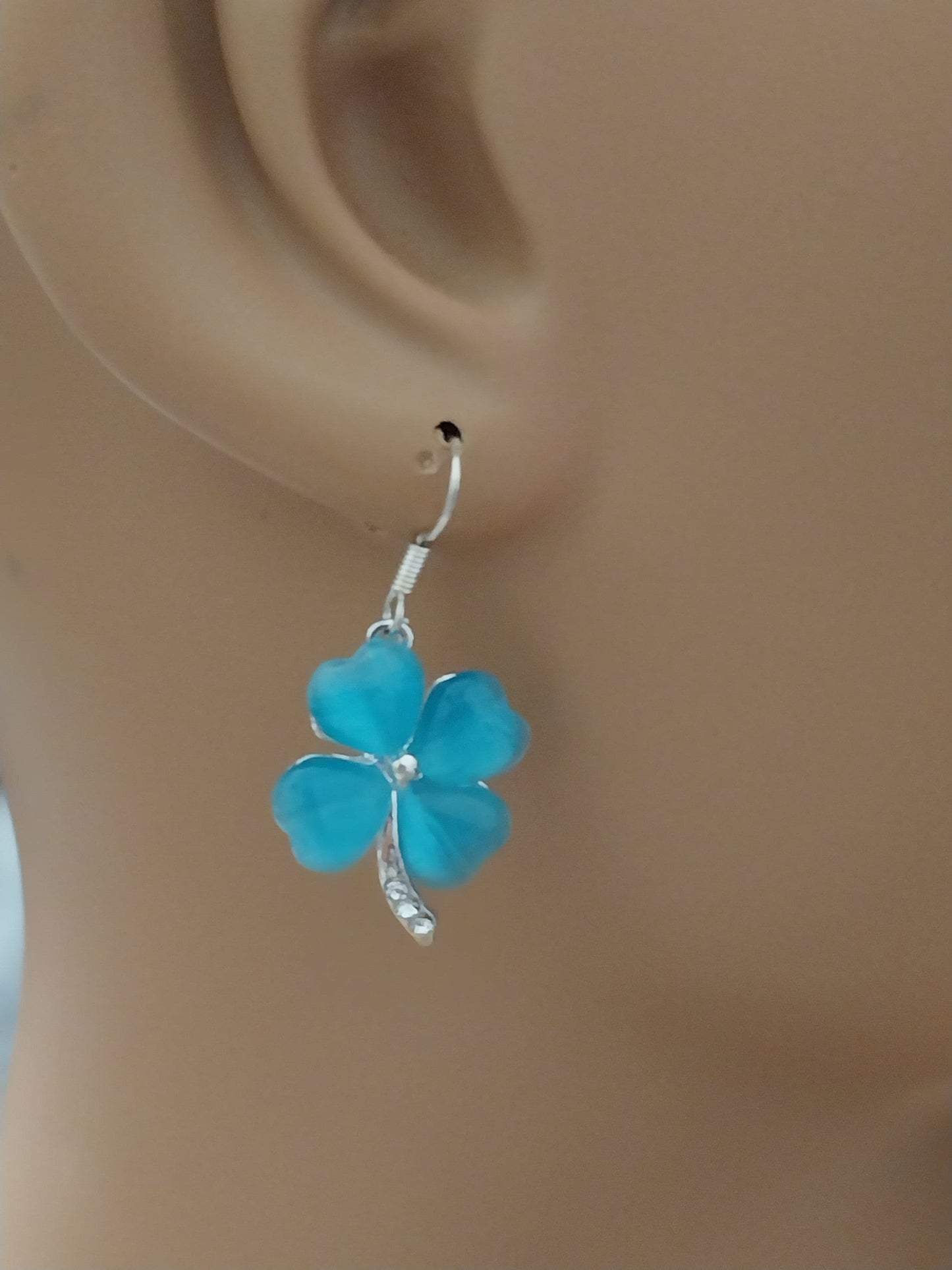 4 Leaf Clover Flower Earring Fashion Blue Earrings Lucky Drop Earring Blue Lucky Dangle Earring New Design Unique Earring Free Shipping