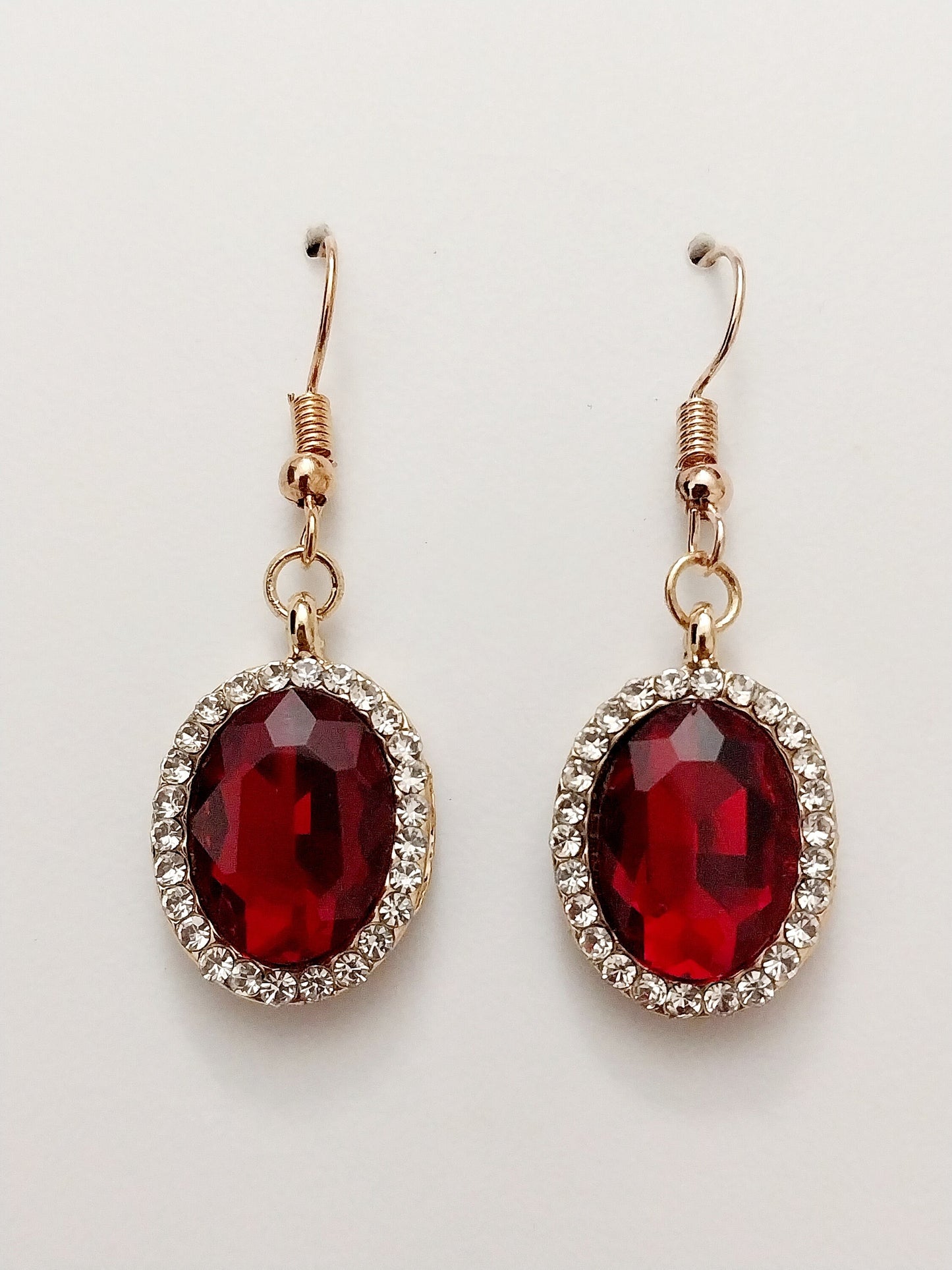 Red Ovel Crystal Earrings Personalized Handmade Drop Earring High Quality Unique Vintage Earring Modern Art Shiny Drop Earring