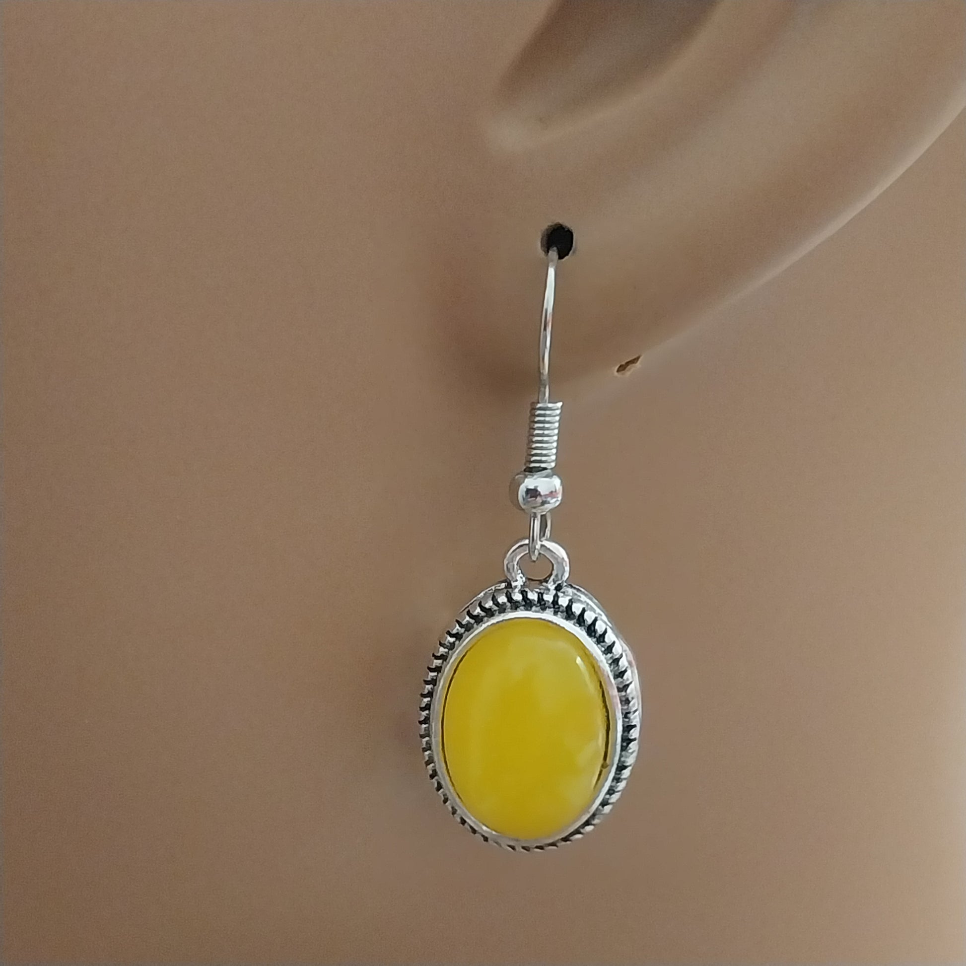 Yellow Ovel Earrings Vintage Ethnic Dangle Earring Cute Pretty Yellow Stainless Steel Earring Retro Style New Design Modern Earring