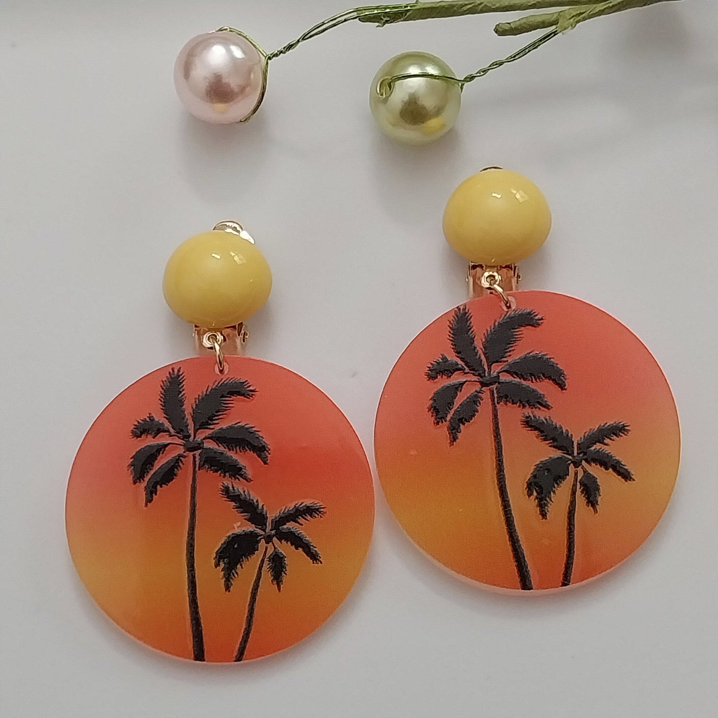 Palm Tree Sundown Earring Romantic Sunset Tree Earring Orange Circle Clip Earring Seashore Hawaii Earring Sunset Dream Fashion Earring