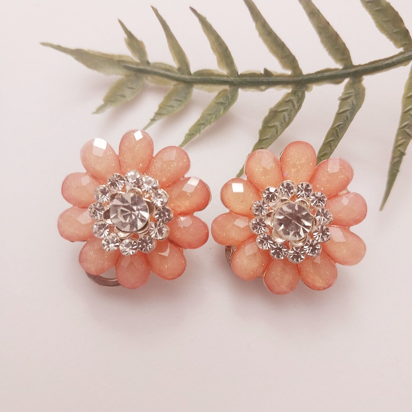 Peach Flower Earrings Zircon Daisy Clip Flower Earrings Beautiful Crystal Earring Zircon Statement Earring