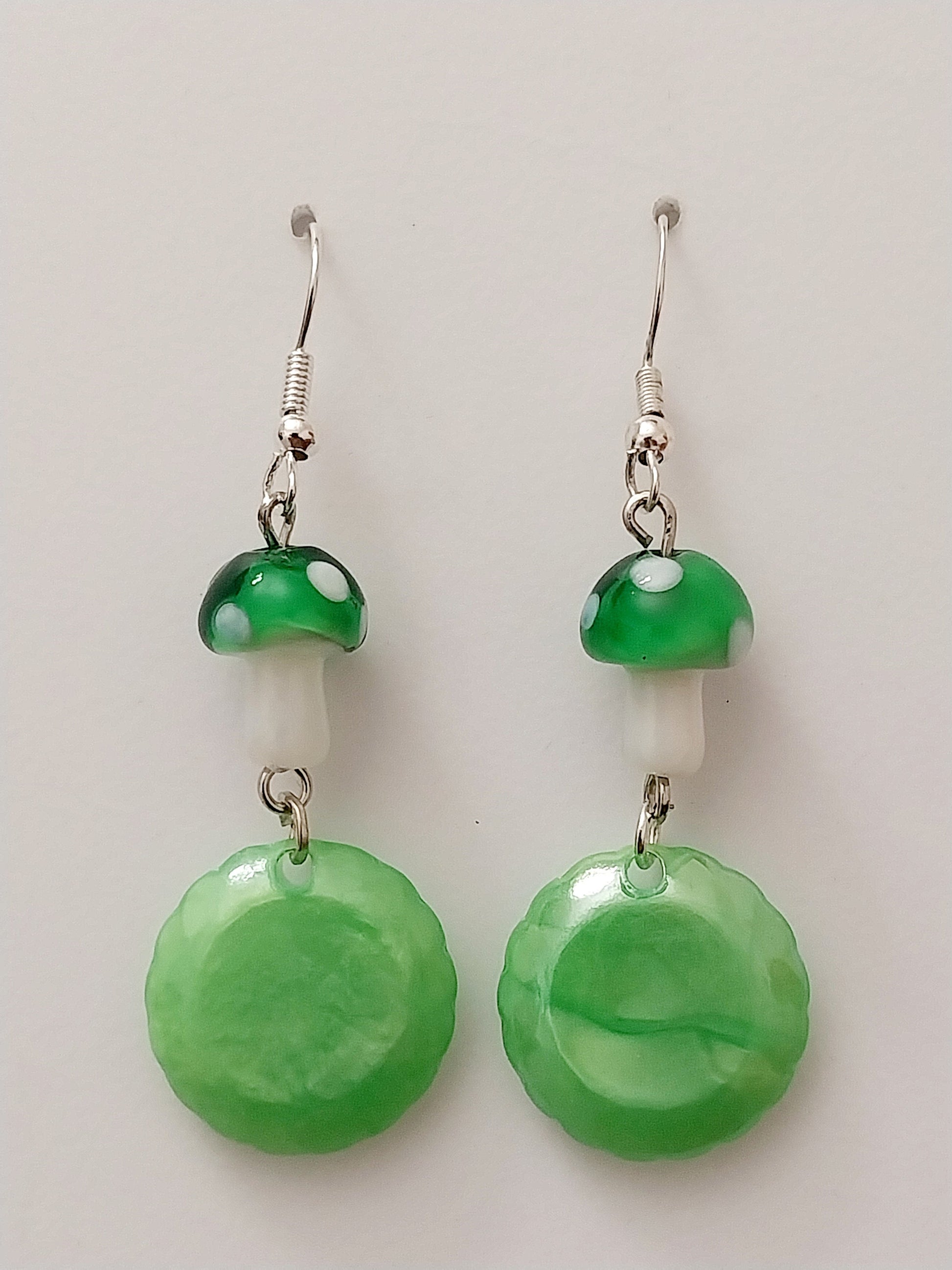 Green Mushrooms earrings Circle Drop Unique Design Green Style Mushroom Earrings Modern Fashion Mushroom Dangle Earring Free Shipping