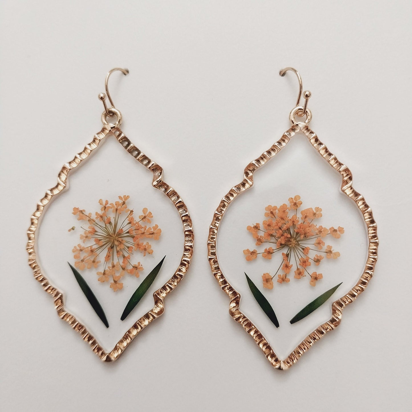 Pressed Dried Flower Earring Vintage Frame Leaf Pressed Earring Classical Acrylic Diamond Shaped Flower Earring  Fashion Geometric Earring